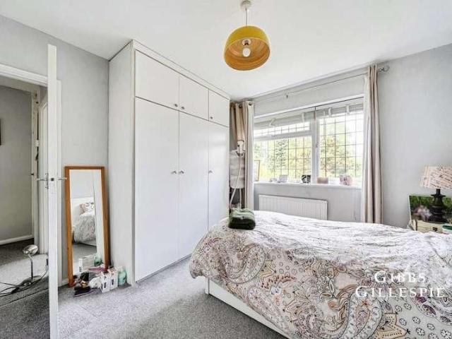 House for rent in Hatch End, Greater London