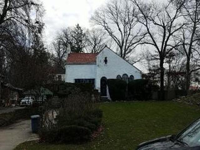 House for sale in Queens, Arverne