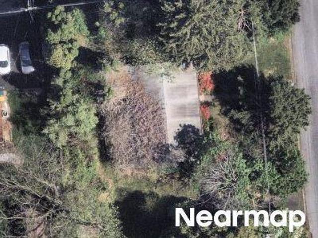 House for sale in Easton