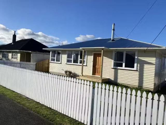 House for rent in Pembroke, Taranaki