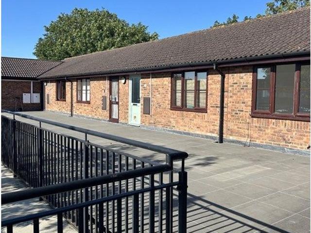 Apartment for rent in Burton and Winkton, Burton