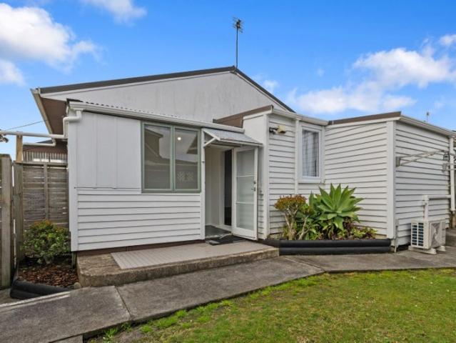 Apartment for rent in Avondale, Oroua County