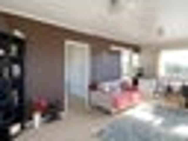 Apartment for rent in Avondale, Oroua County