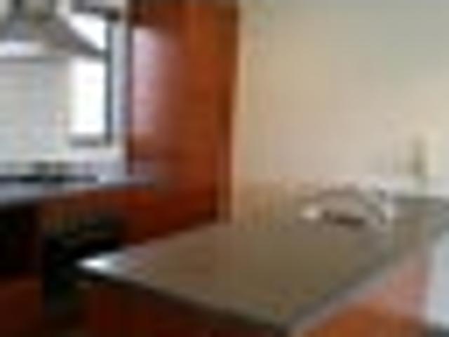 Townhouse for rent in Avondale, Whau