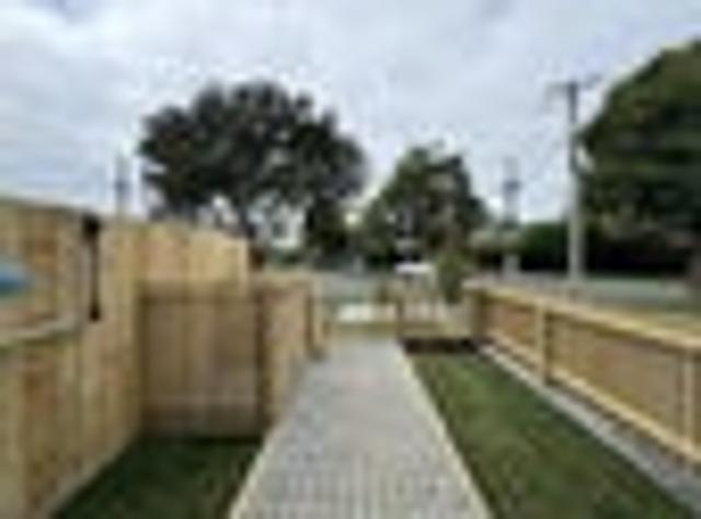 Townhouse for rent in Avondale, Whau
