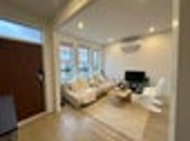 Townhouse for rent in Avondale, Oroua County