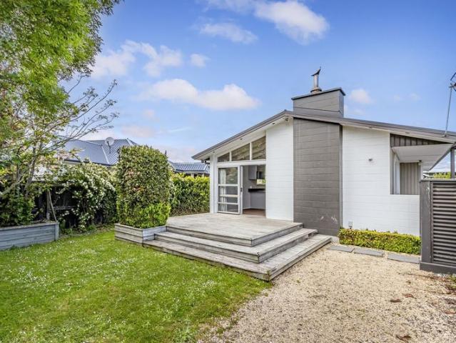 House for rent in Chaslands, Canterbury