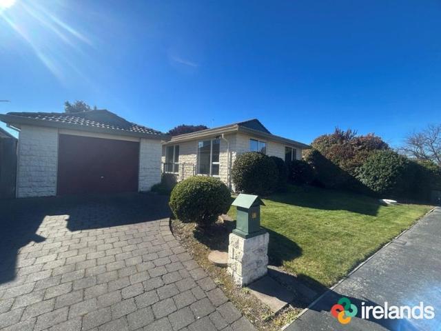 House for rent in Chaslands, Canterbury