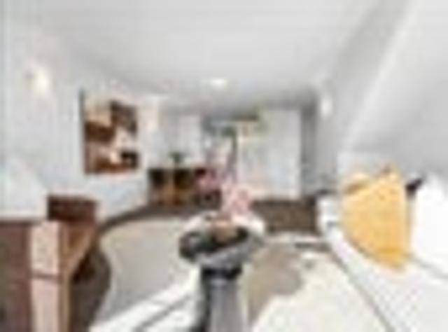 Townhouse for rent in Avondale, Oroua County