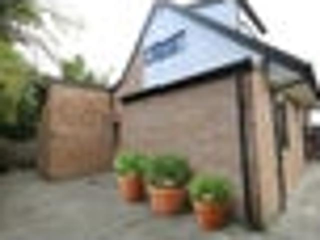 House for rent in Avondale, Oroua County