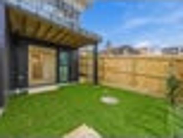 Townhouse for rent in Avondale, Whau