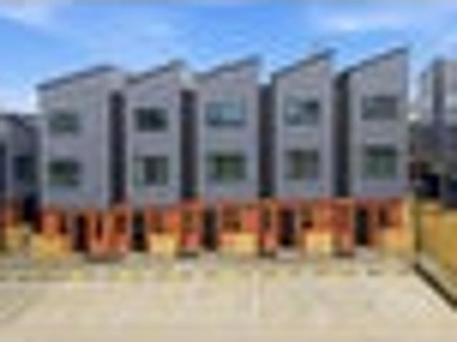Townhouse for rent in Avondale
