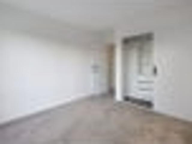 Townhouse for rent in Avondale, Oroua County