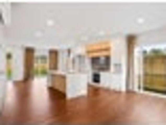 Townhouse for rent in Avondale, Whau