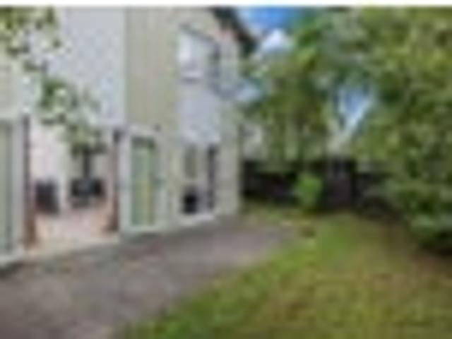 Townhouse for rent in Avondale, Auckland