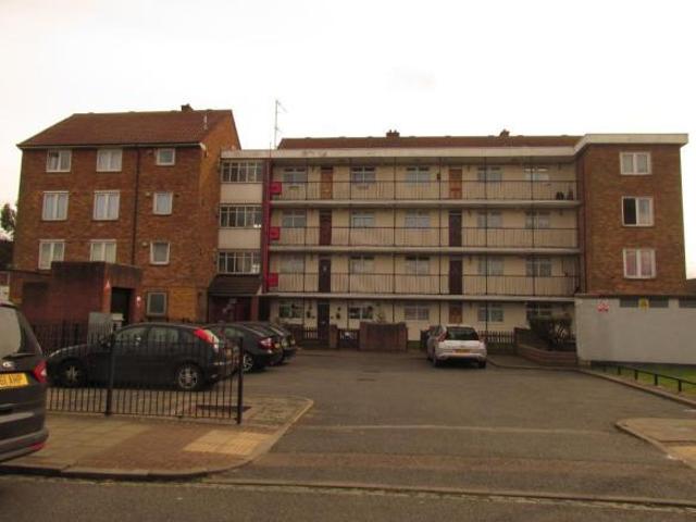 House for rent in Canning Town, Greater London