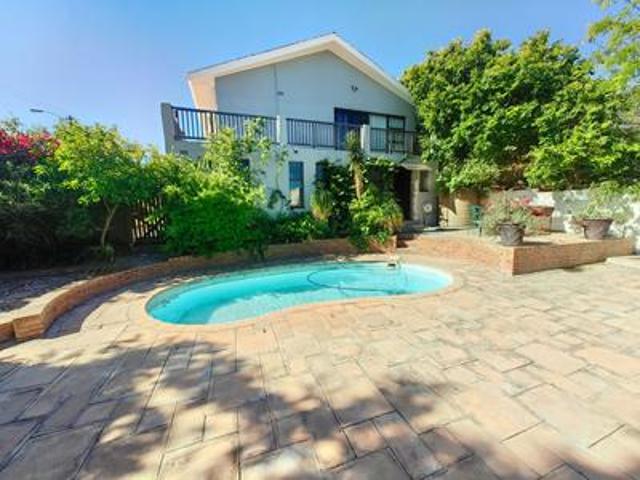House for sale in Cape Town, Western Cape