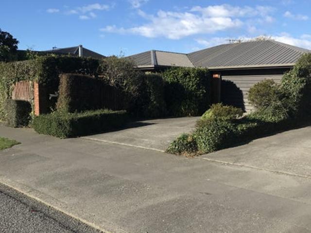House for rent in Chaslands, Canterbury