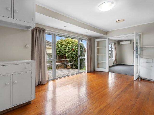 House for rent in Chaslands, Canterbury