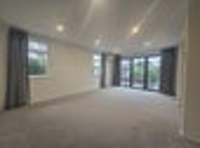House for rent in Chaslands, Canterbury