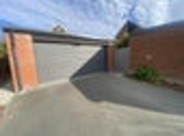 House for rent in Chaslands, Canterbury