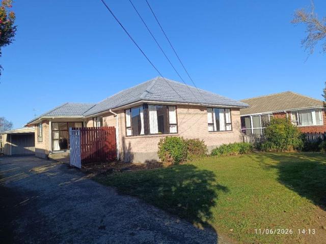 House for rent in Chaslands, Canterbury