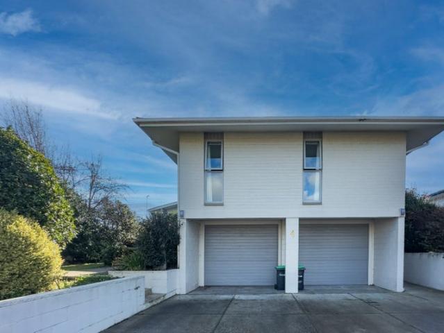 House for rent in Chaslands, Canterbury