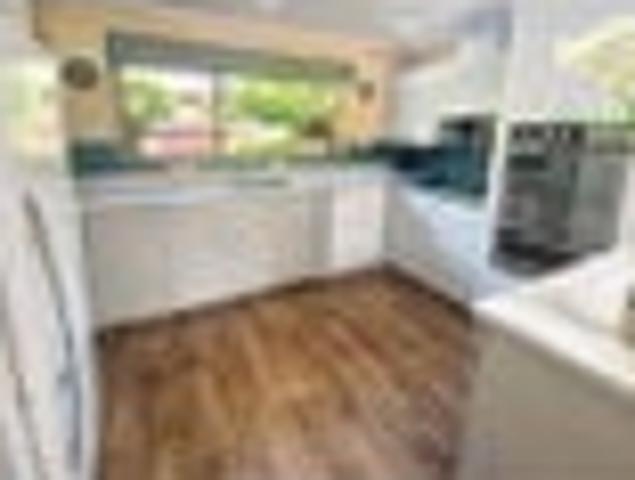 House for rent in Chaslands, Canterbury