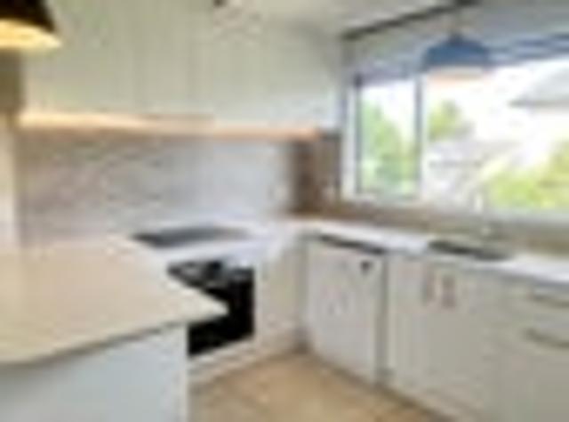 House for rent in Chaslands, Canterbury