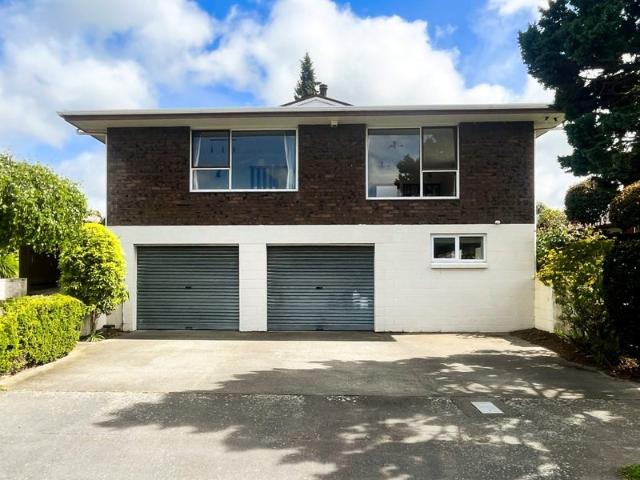 House for rent in Chaslands, Canterbury