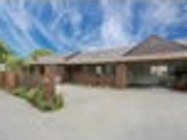 House for rent in Chaslands, Canterbury