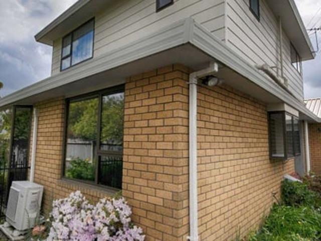 House for rent in Chaslands, Canterbury