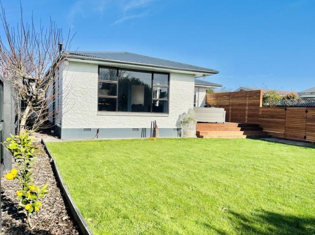 House for rent in Chaslands, Canterbury