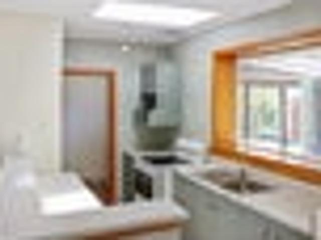 House for rent in Chaslands, Canterbury