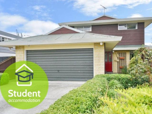House for rent in Chaslands, Canterbury