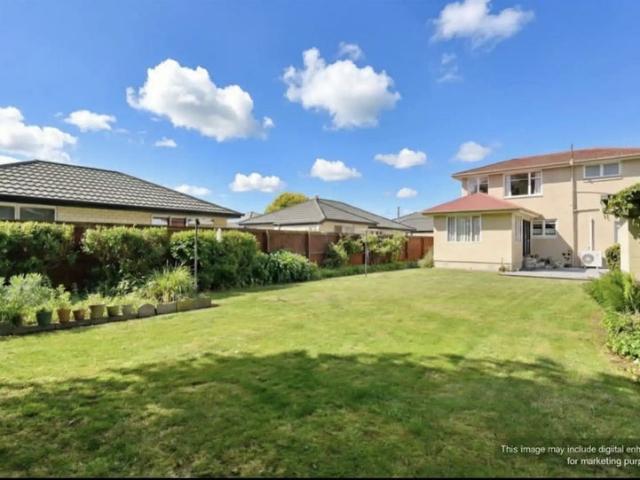 House for rent in Chaslands, Canterbury