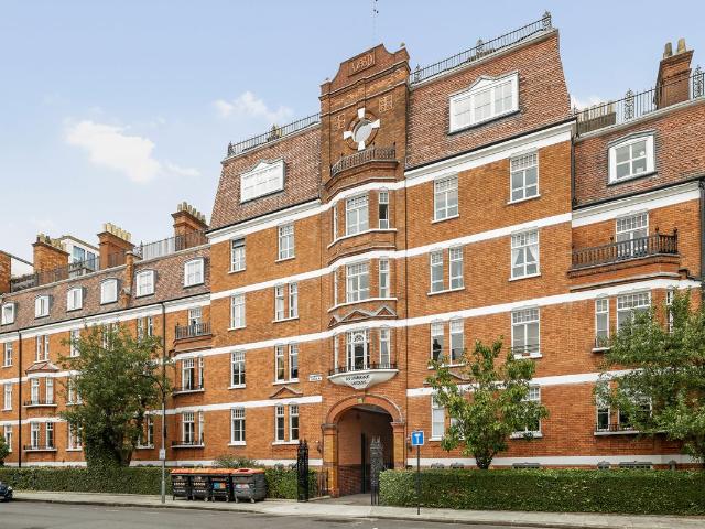 Apartment for rent in London Borough of Hammersmith and Fulham, Greater London