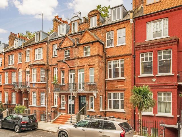 Studio for rent in West Kensington, Greater London