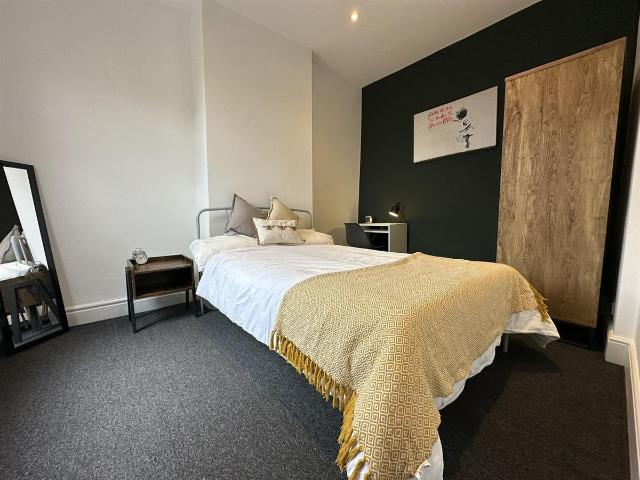 Room for rent in Feckenham, City Of Bristol