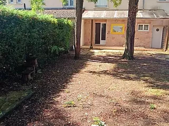 Maison vente à Bourges, Avord