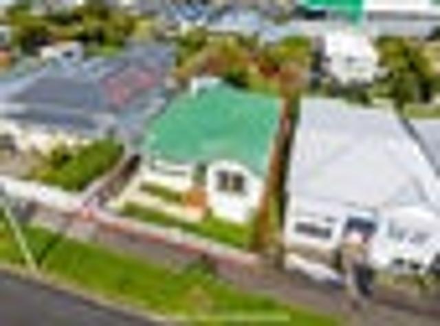 House for sale in Auckland, Oroua County