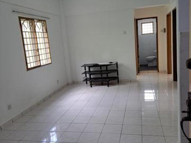 Apartment for sale in Kajang, Langat