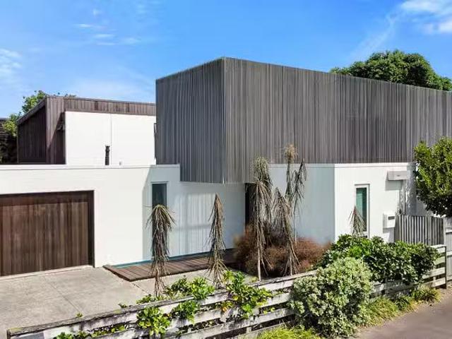 House for sale in Hillsborough, Taranaki