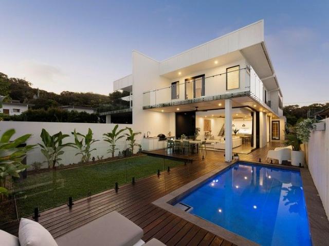 House for sale in Point Arkwright