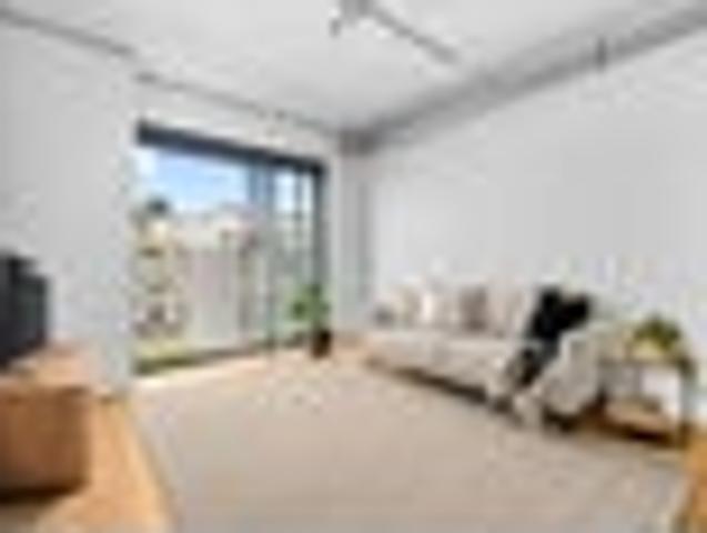 Apartment for sale in Newton, Auckland