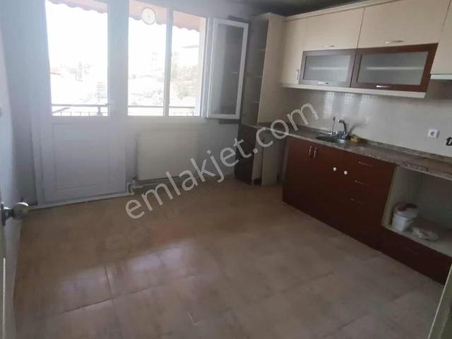 Bornova, İzmir içerisinde kiralık mülk