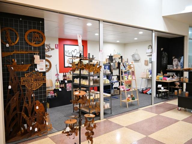 Retail for rent in Albury, New South Wales
