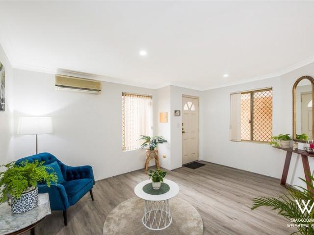 Villa for sale in Cloverdale, Western Australia
