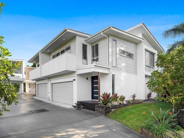 Townhouse for rent in Southport, Gold Coast City