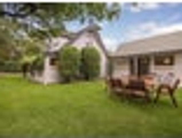 House for sale in Otakou